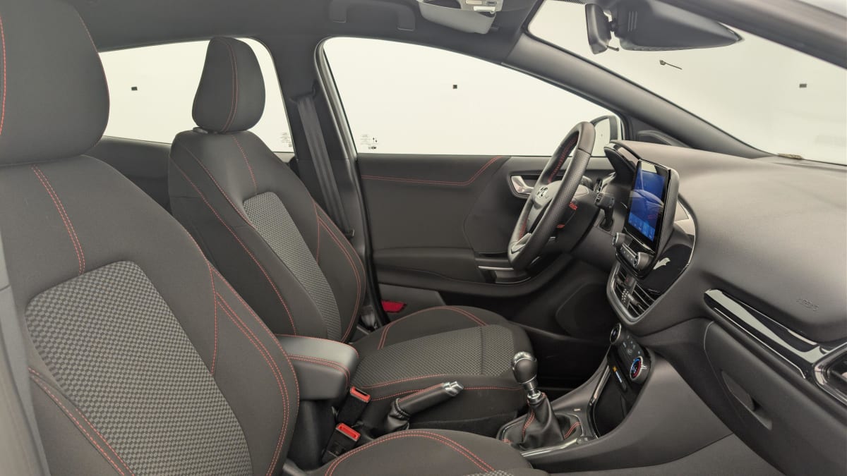 Ford PUMA - Image 9