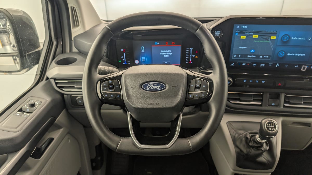 Ford Tourneo Custom - Image 14