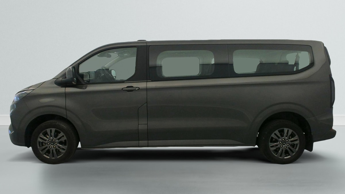 Ford Tourneo Custom - Image 4
