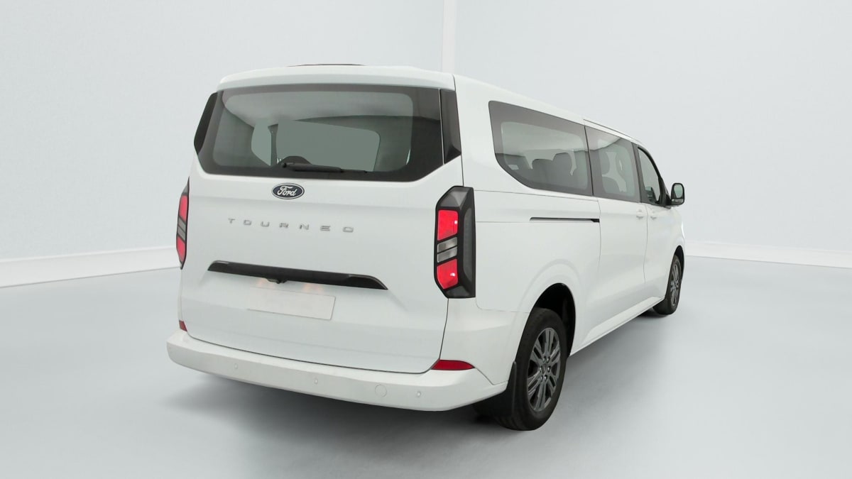 Ford Tourneo Custom - Image 7