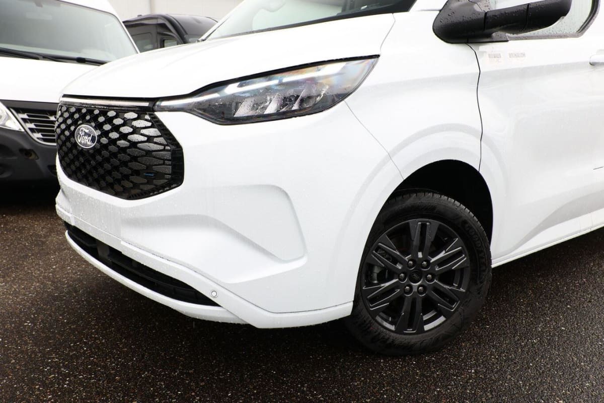 FORD TRANSIT CUSTOM E-TRANSIT CUSTOM 218 LIMITED 320L1