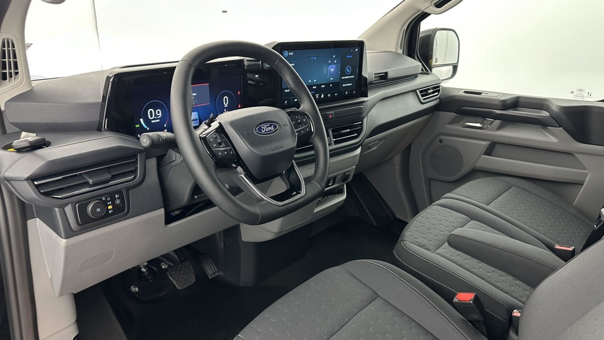 FORD TRANSIT CUSTOM TRANSIT CUSTOM II 320 L2H1 2.0 ECOBLUE 170CH LIMITED BVA8