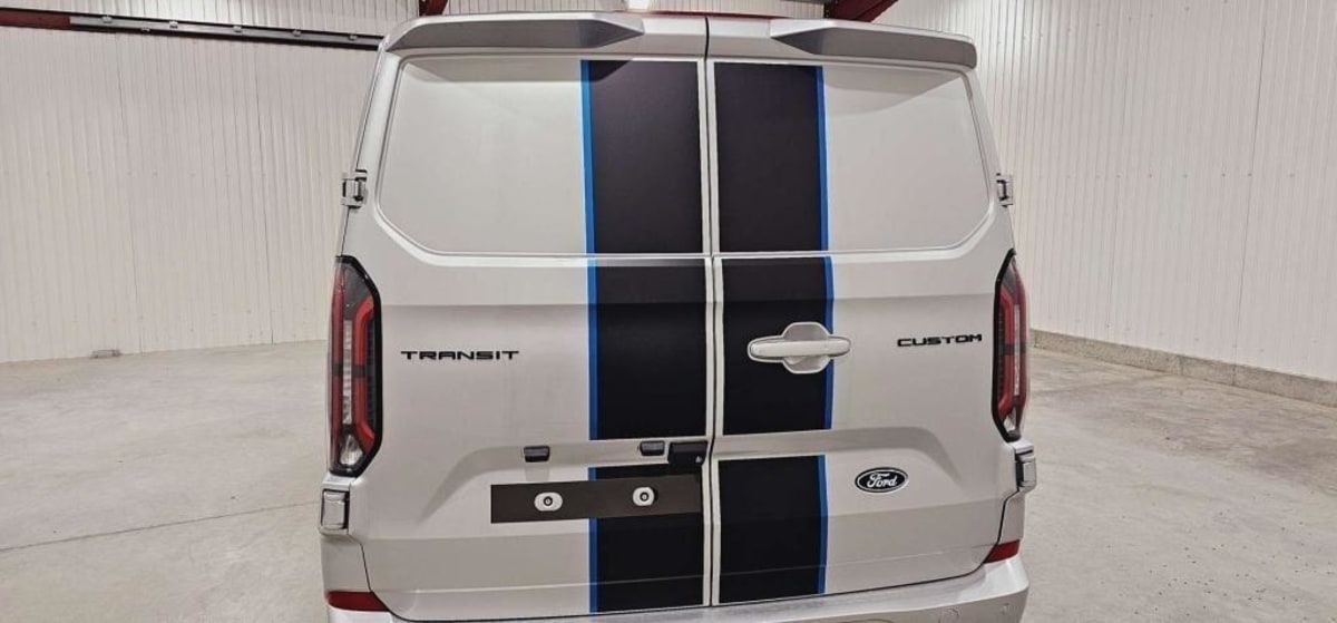 FORD TRANSIT CUSTOM FOURGON TRANSIT CUSTOM FGN 320 L1H1 2.0 ECOBLUE 170 CH BVA8 SPORT