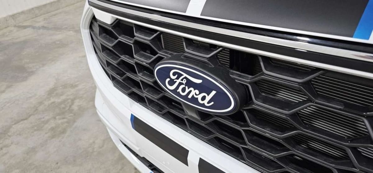 FORD TRANSIT CUSTOM FOURGON 320 L2H1 2.0 ECOBLUE 170 CH BVA8 SPORT