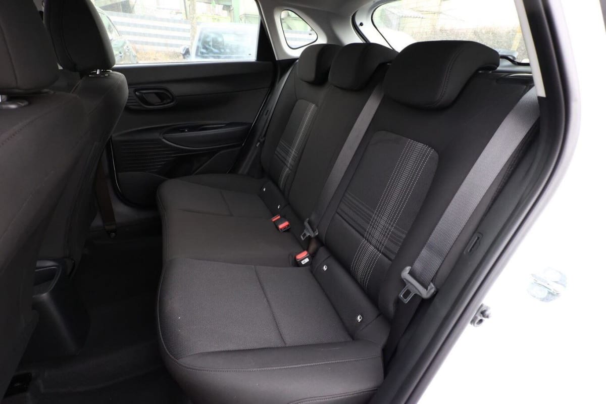 Hyundai i20 - Image 10