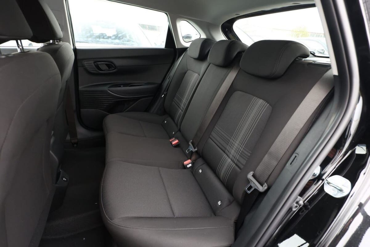 Hyundai i20 - Image 9