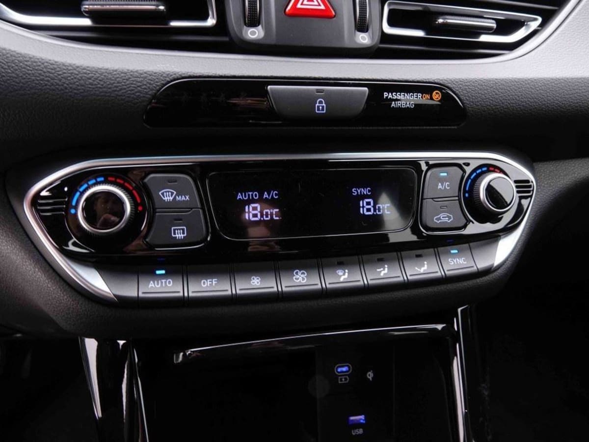 HYUNDAI I30 1.0 T-GDI 100 DCT GO PLUS
