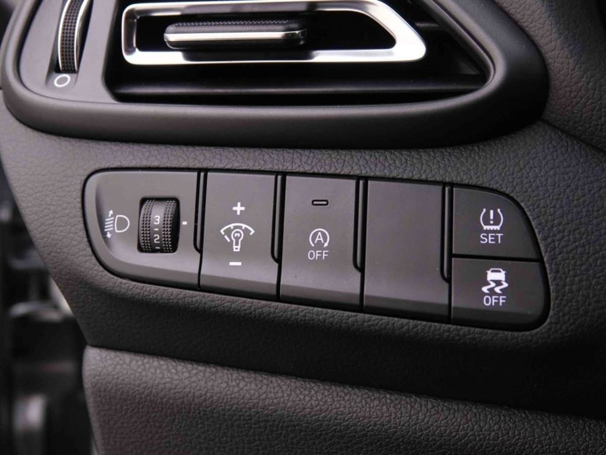 HYUNDAI I30 1.0 T-GDI 100 DCT GO PLUS