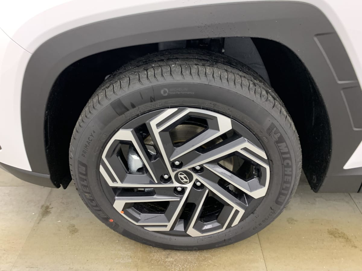 Hyundai Tucson - Image 22