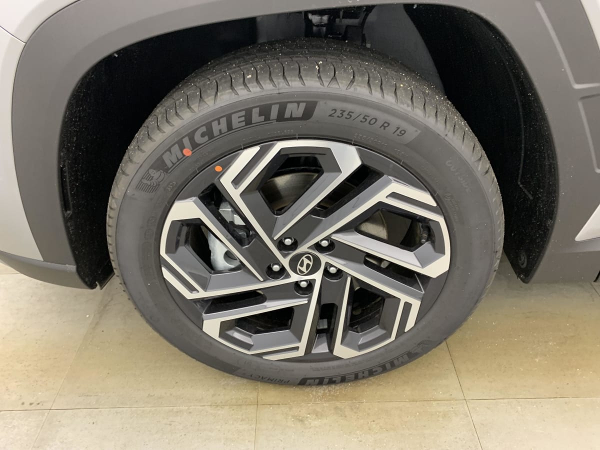 Hyundai Tucson - Image 21