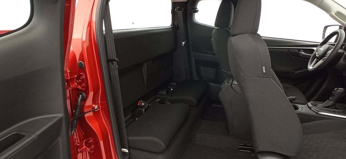ISUZU D-MAX 1.9 4X4 SPACE CAB N60 B.B+ AT