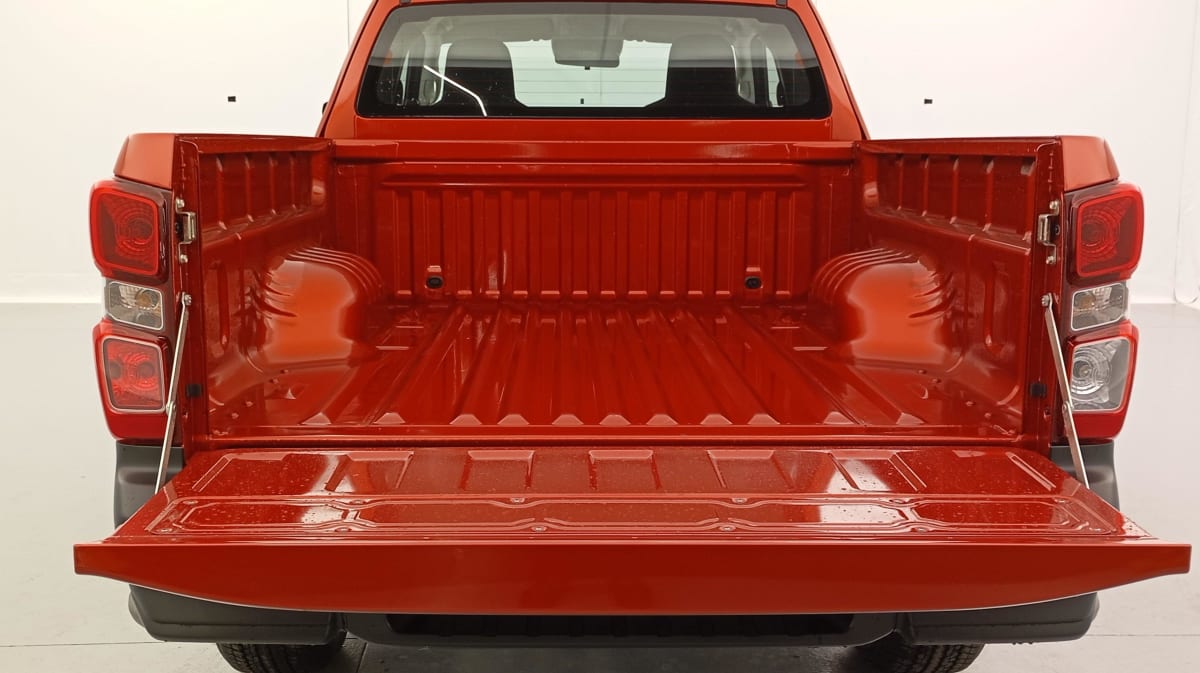 ISUZU D-MAX 1.9 4X4 SPACE CAB N60 B+ AT