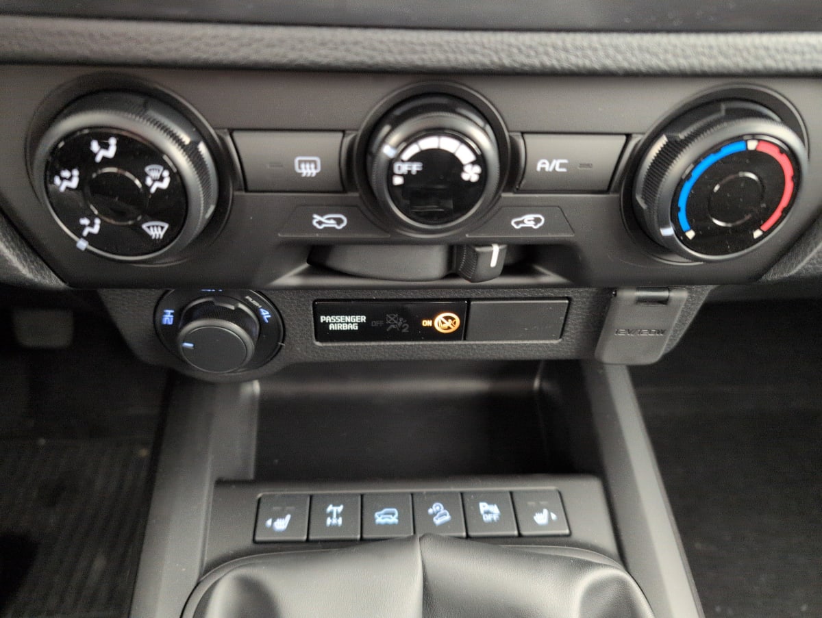 Isuzu D-MAX - Image 127