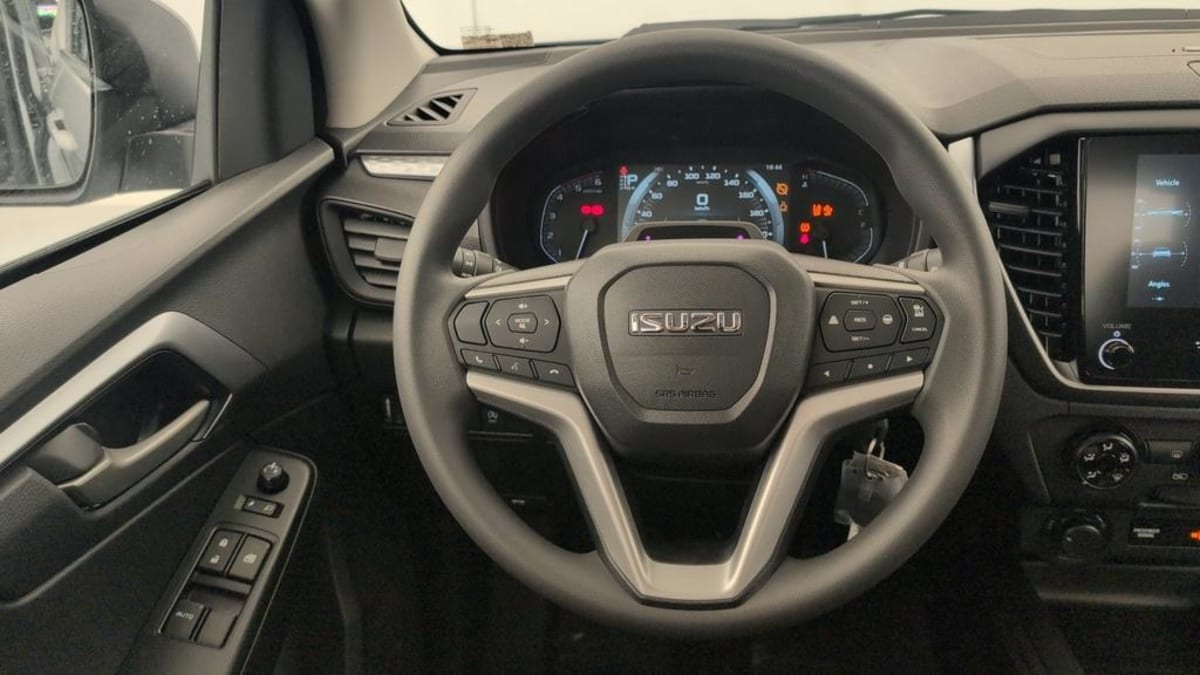 Isuzu D-MAX - Image 69