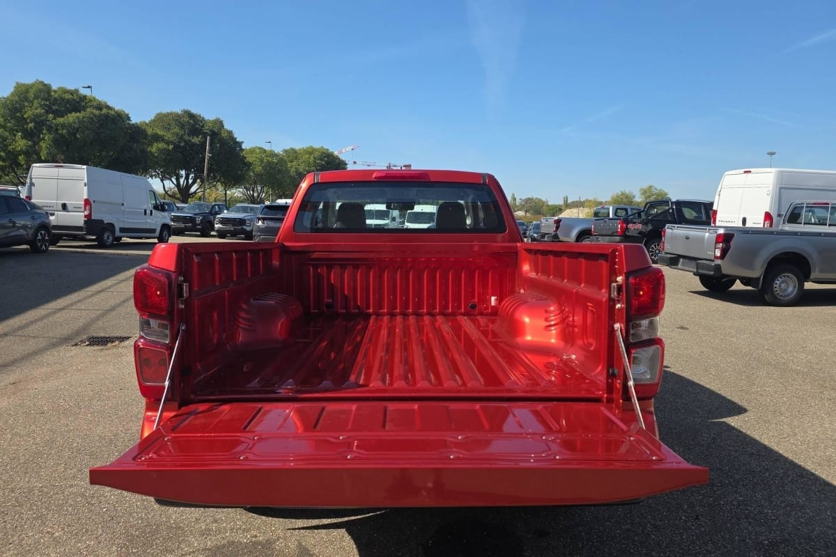 Isuzu D-MAX - Image 37