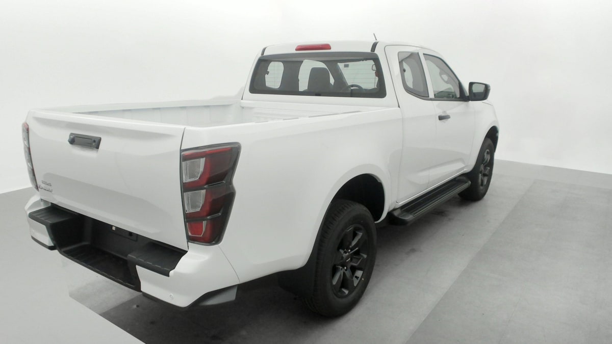 ISUZU D-MAX 1.9 4X4 SPACE CAB N60 NSPORT MT VENTI- EDITION