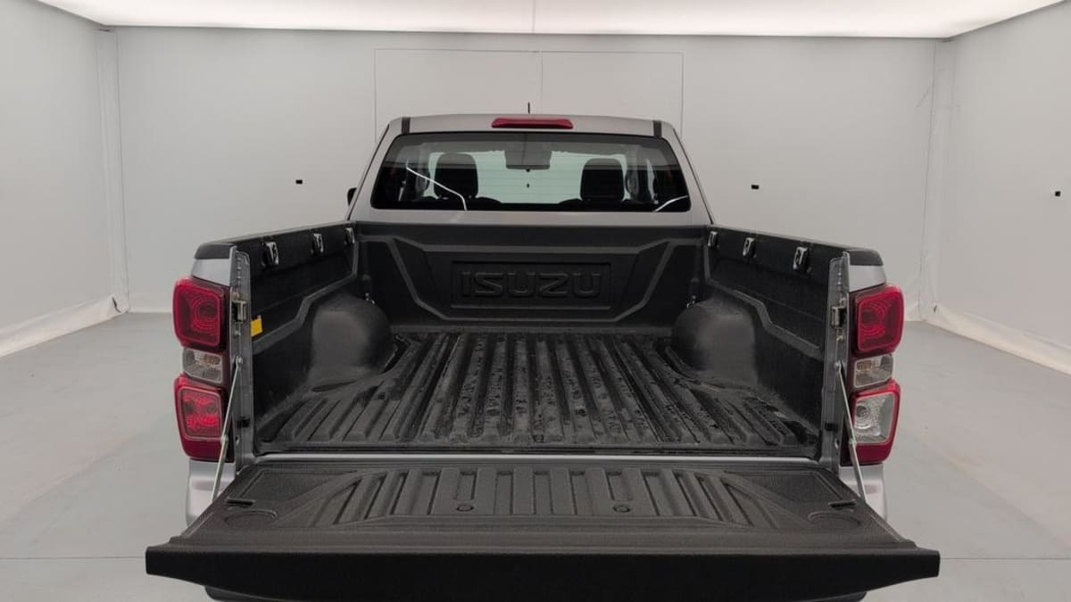 Isuzu D-MAX - Image 66