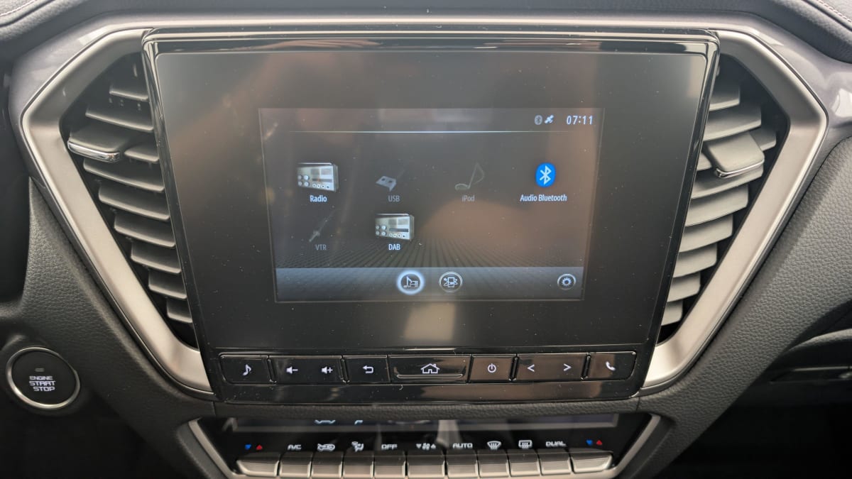 Isuzu D-MAX - Image 39