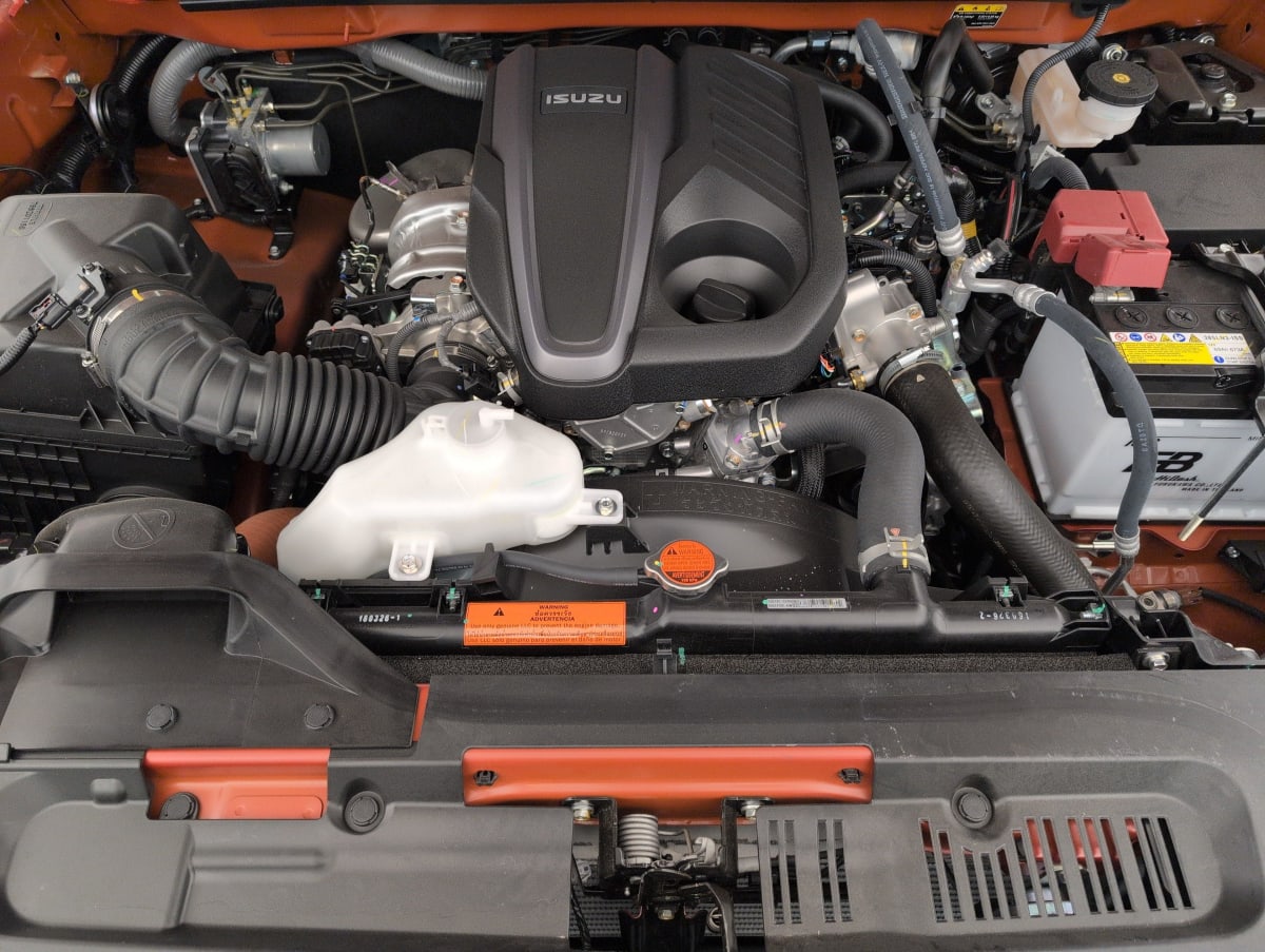 Isuzu D-MAX - Image 12