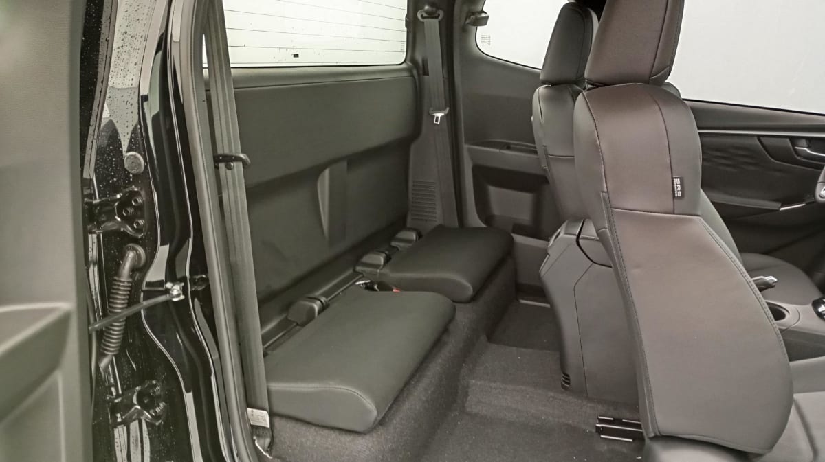 ISUZU D-MAX 1.9 4X4 SPACE CAB N60 F+ AT