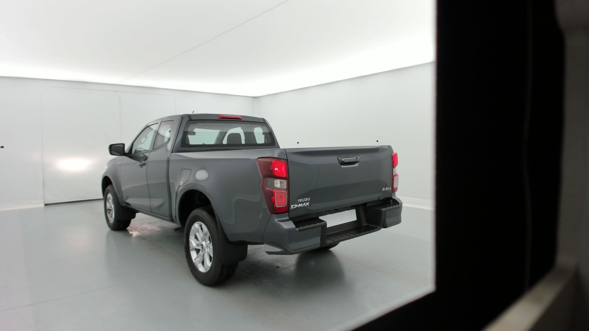 Isuzu D-MAX - Image 75