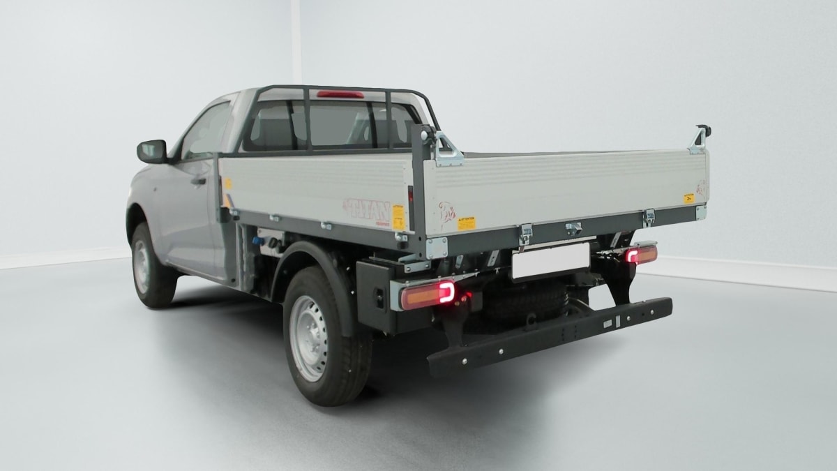 Isuzu D-MAX - Image 5