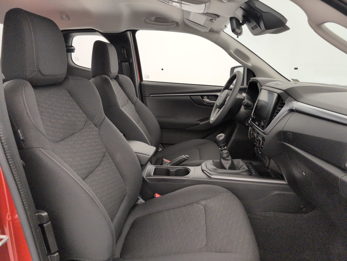 Isuzu D-MAX - Image 55