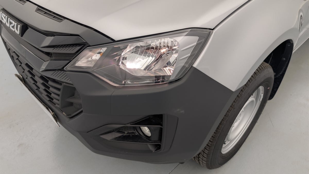 Isuzu D-MAX - Image 23