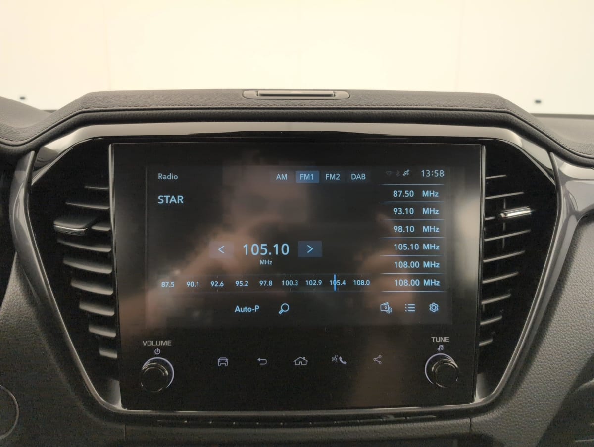 Isuzu D-MAX - Image 40