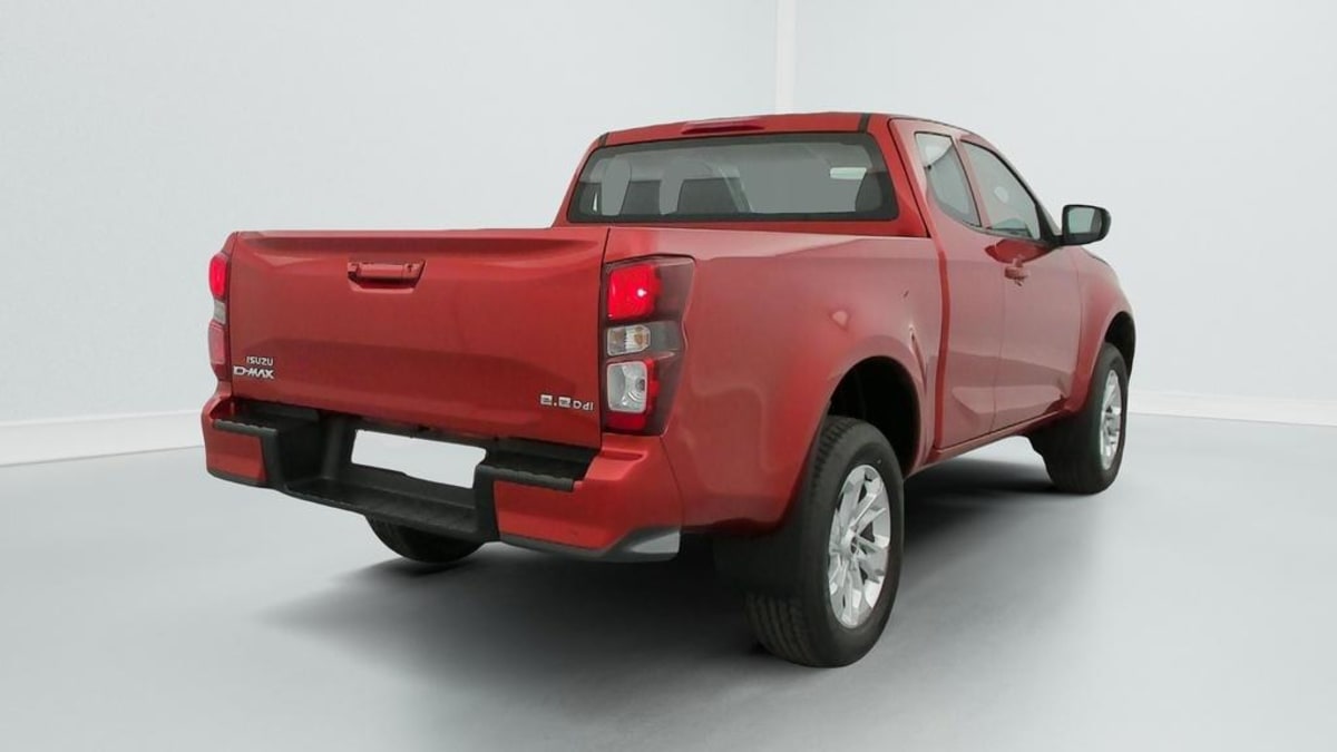Isuzu D-MAX - Image 53
