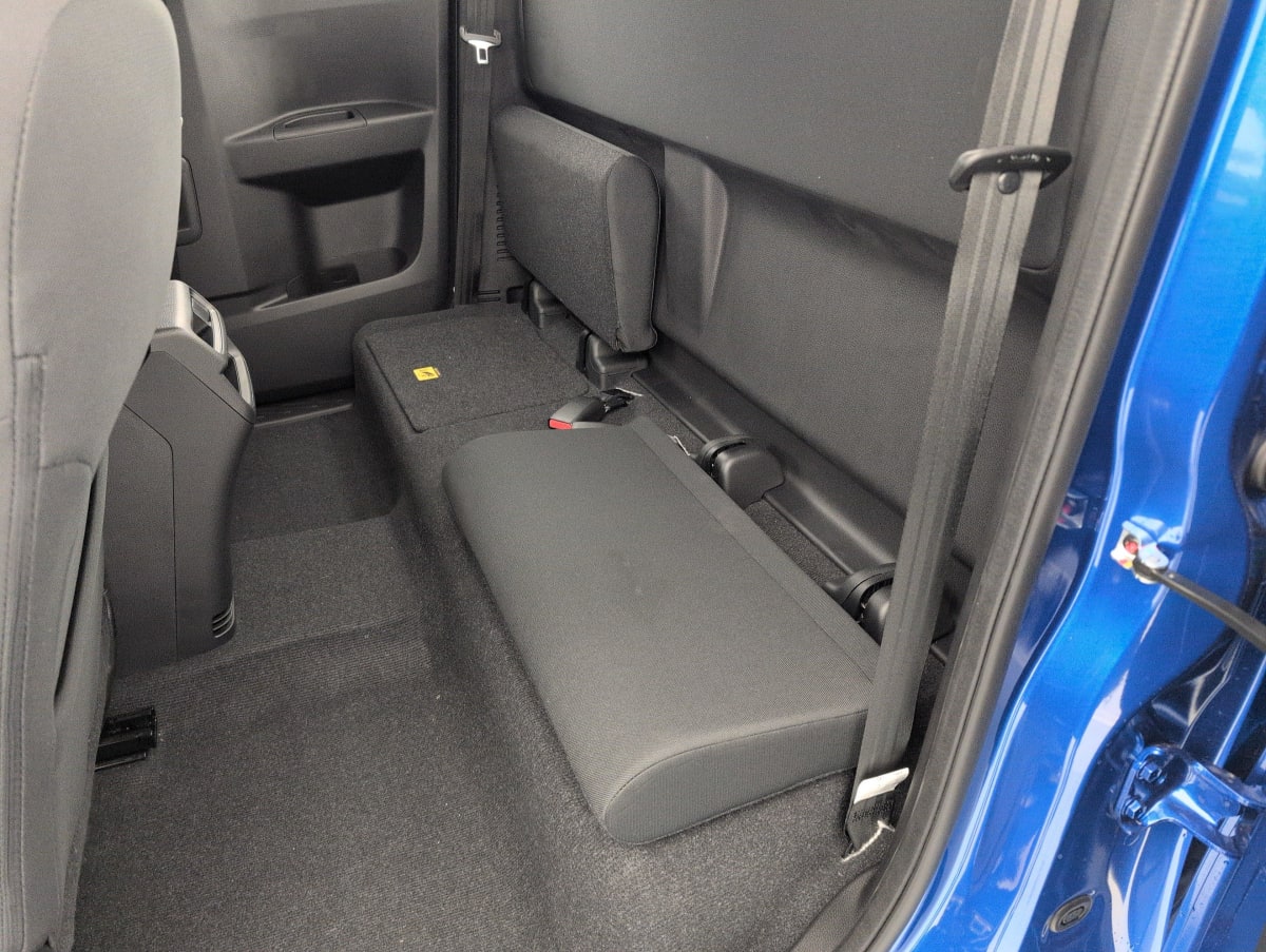 Isuzu D-MAX - Image 11