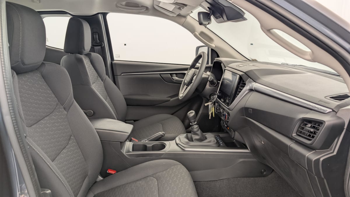 Isuzu D-MAX - Image 96