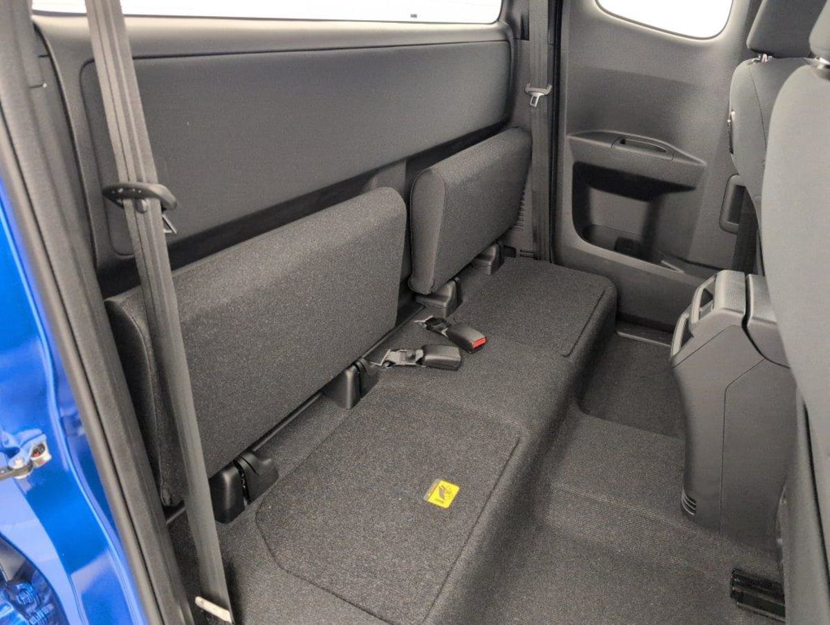 Isuzu D-MAX - Image 21