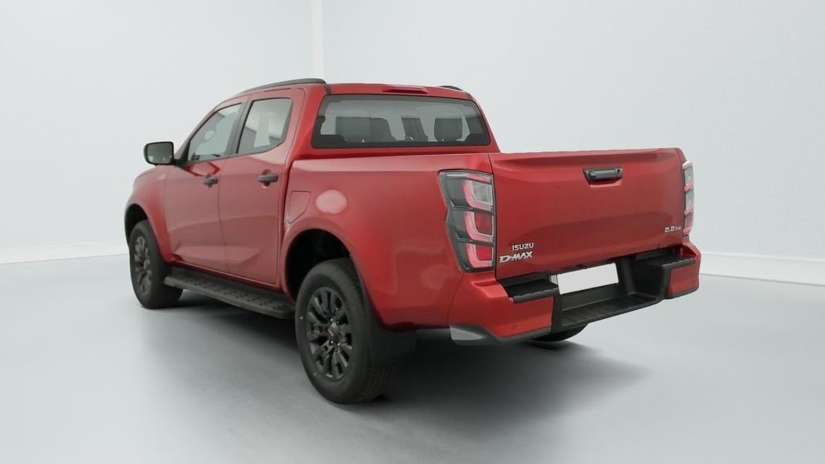 Isuzu D-MAX - Image 18