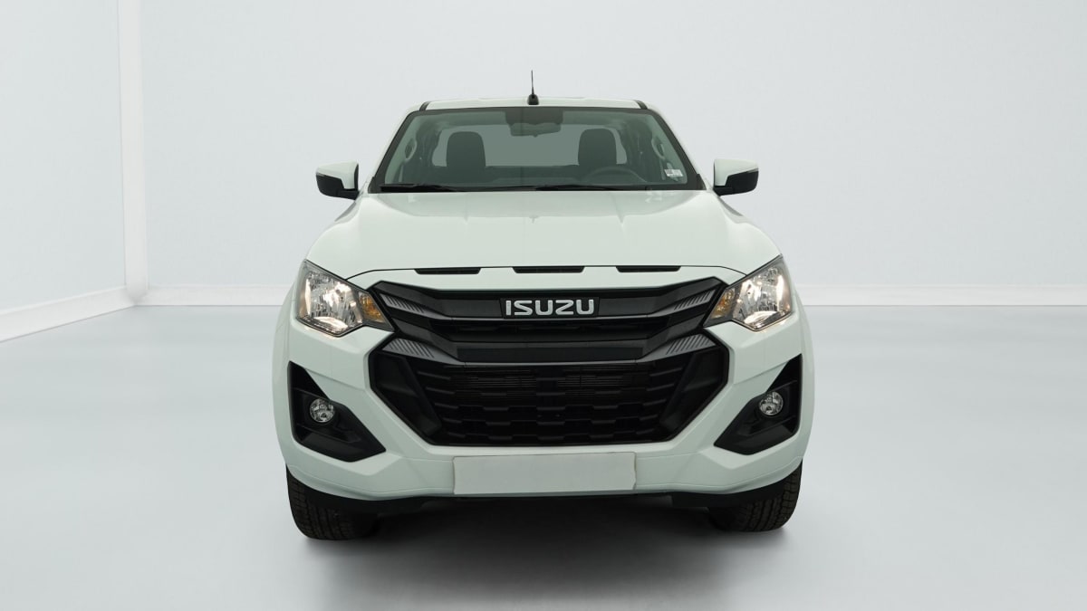 ISUZU D-MAX 2.2L SPACE CABINE M T EVOLUTION