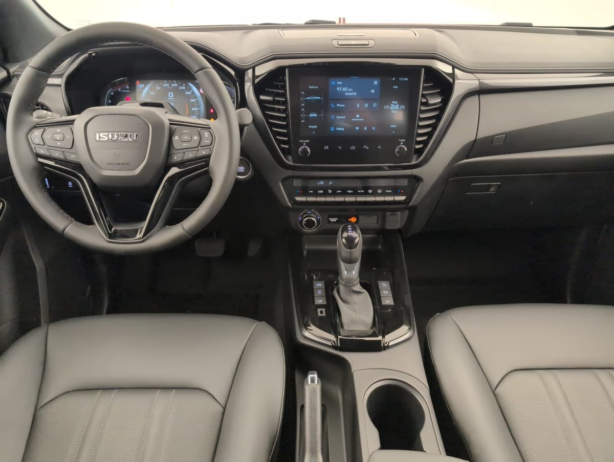 Isuzu D-MAX - Image 5