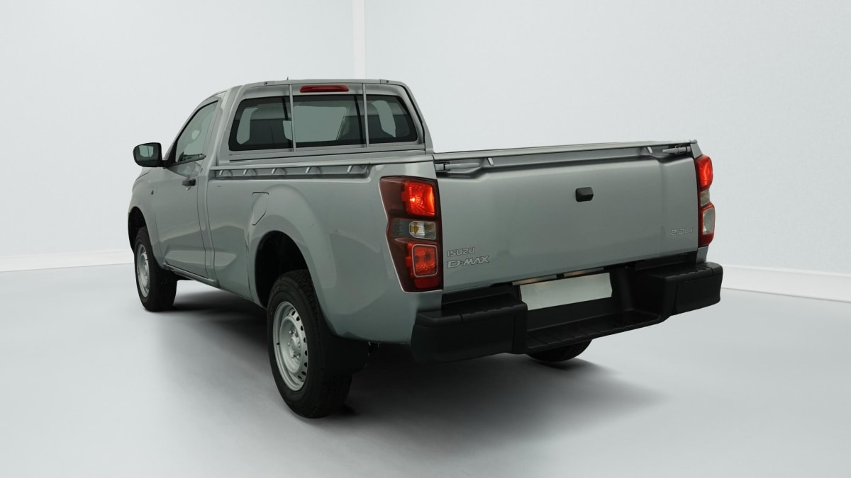 ISUZU D-MAX 2.2L SINGLE CABINE A T B-STRONG