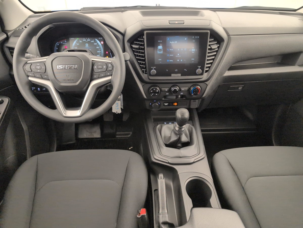 Isuzu D-MAX - Image 58
