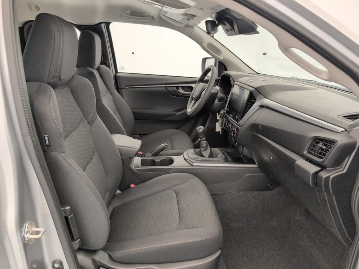 Isuzu D-MAX - Image 76