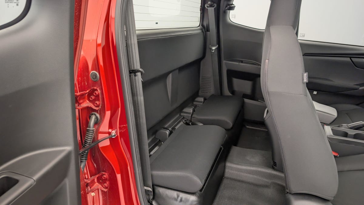ISUZU D-MAX 1.9 4X4 SPACE CAB N60 B+ AT