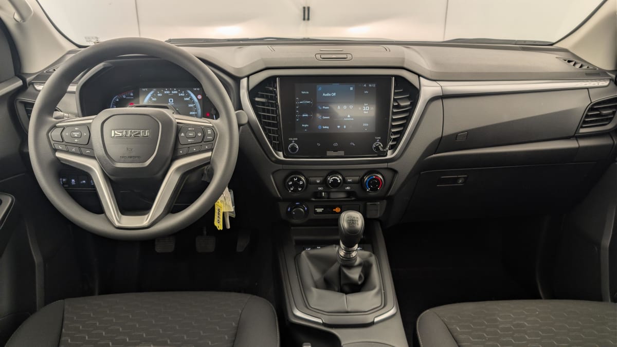 Isuzu D-MAX - Image 14
