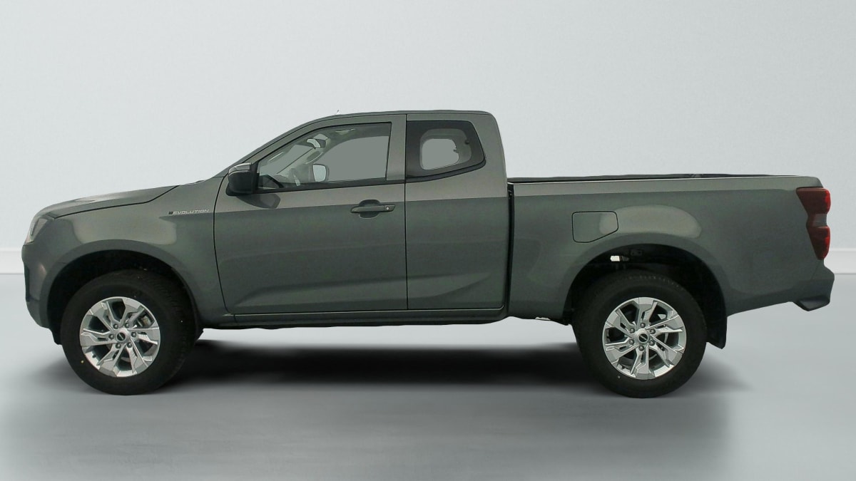 ISUZU D-MAX 2.2L SPACE CABINE M T EVOLUTION