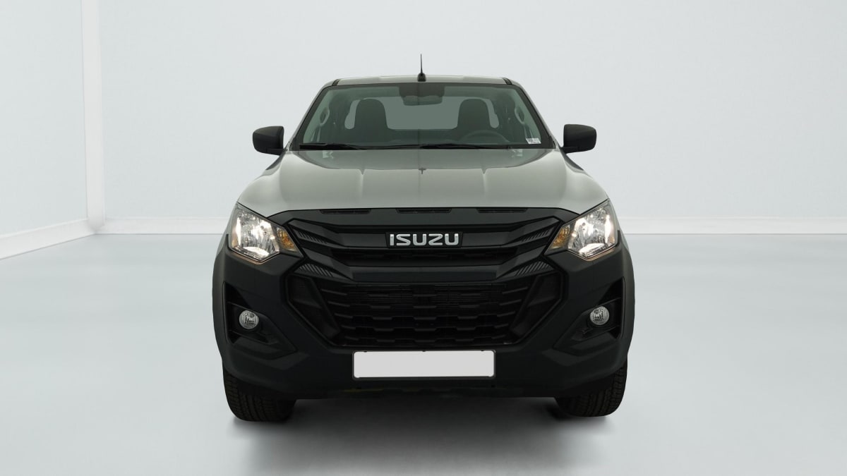 ISUZU D-MAX 2.2L SPACE CABINE M T B-STRONG