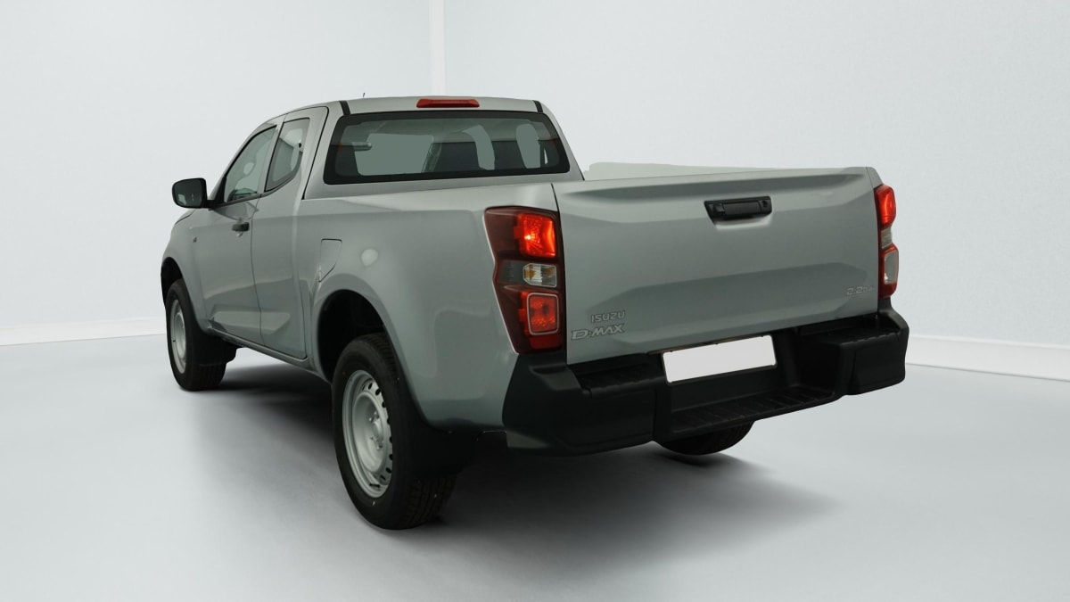 ISUZU D-MAX 2.2L SPACE CABINE M T B-STRONG