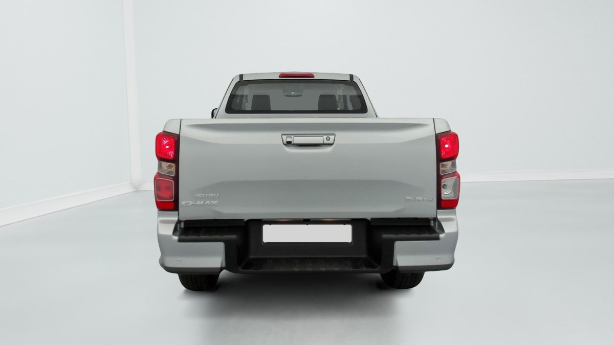 Isuzu D-MAX - Image 73