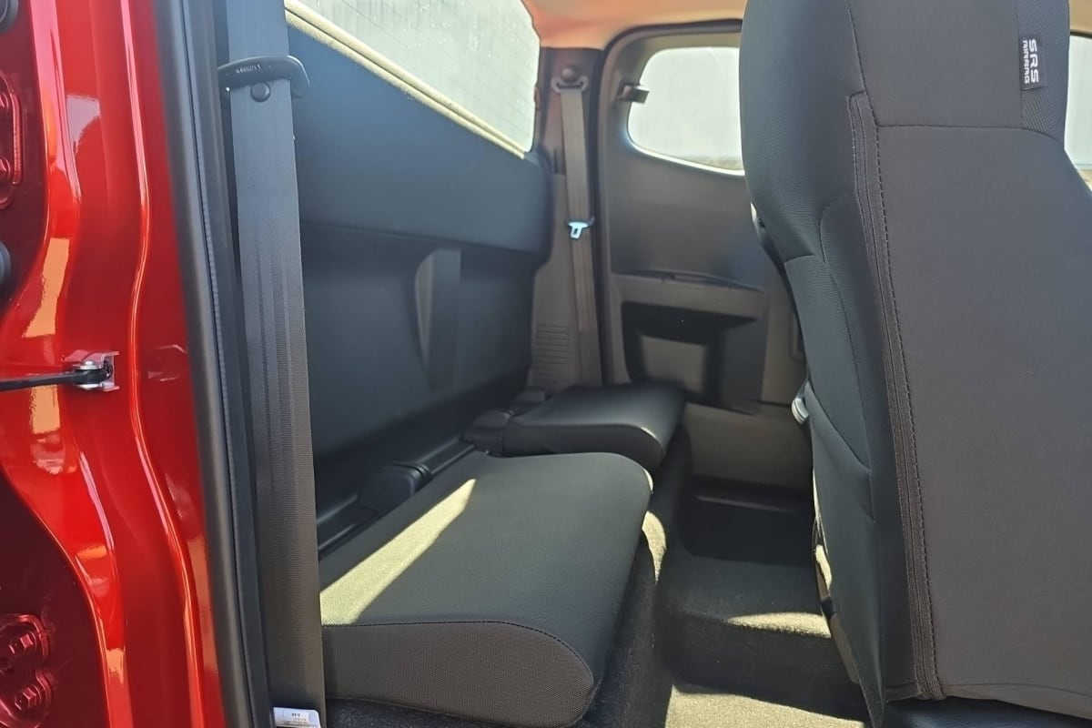 Isuzu D-MAX - Image 36