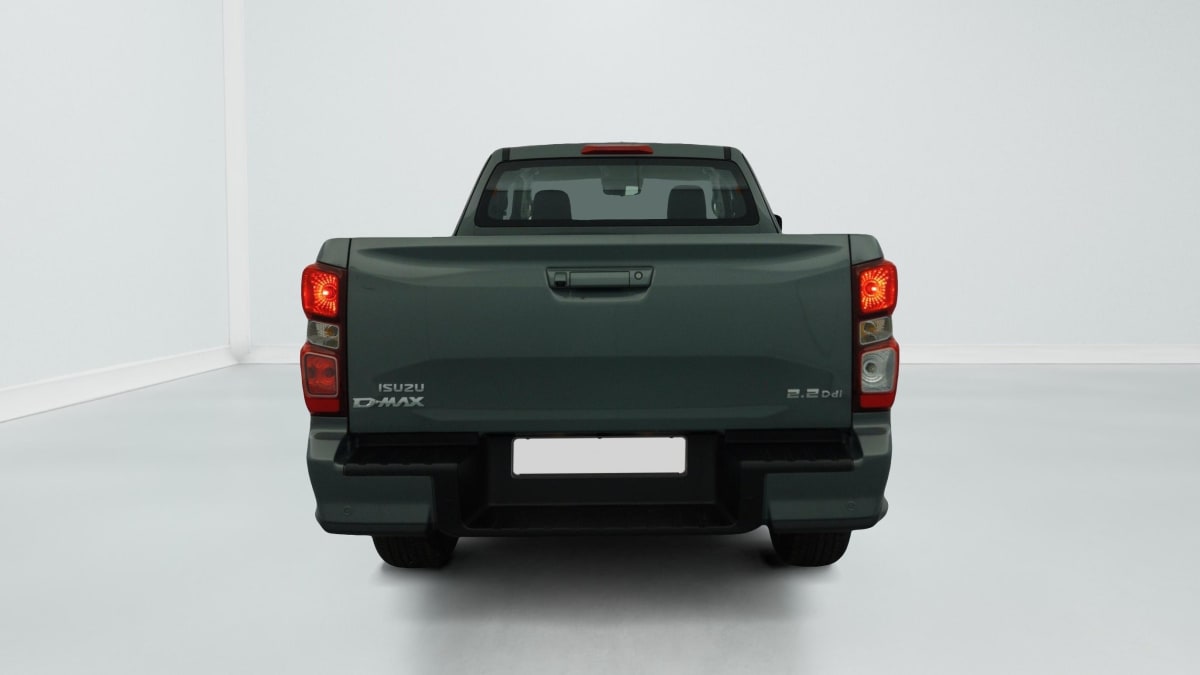 ISUZU D-MAX 2.2L SPACE CABINE M T EVOLUTION