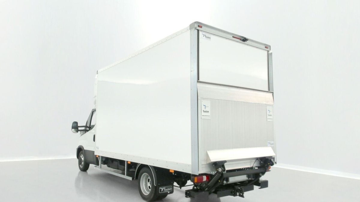 IVECO DAILY DAILY III 35C18HA8 4100 3.0 180CH CAISSE 20M³ TOUTAIN