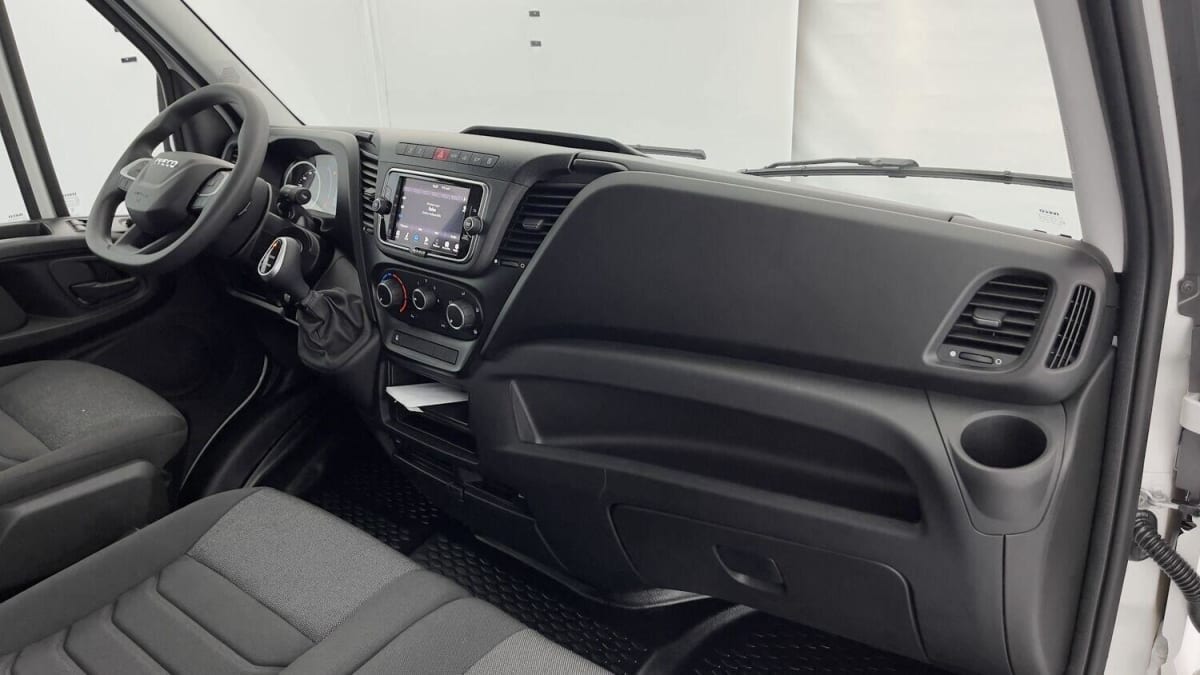 IVECO DAILY DAILY III 35S18HA8 4100 3.0 180CH 16M³