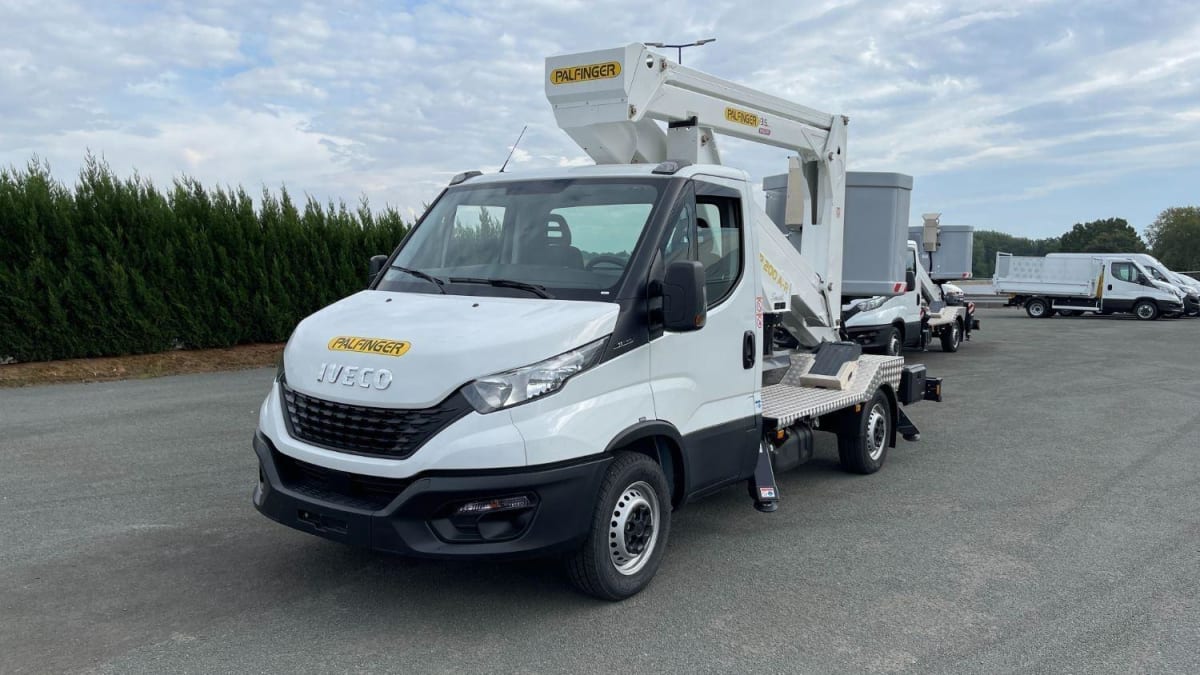 IVECO DAILY DAILY 35S14H 3450 2.3 136CH NACELLE PALFINGER P200A-R